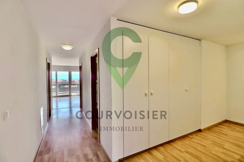 Schönes 4.5-Zimmer-Apartment mit Seeblick und Alpenblick (8)