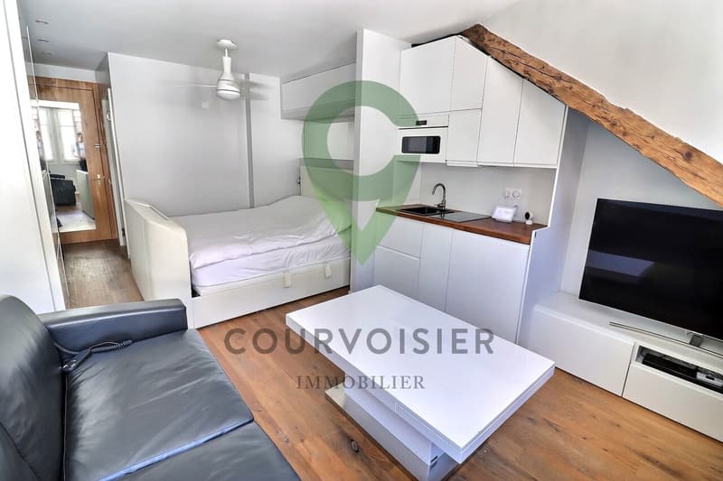 Studio with character in old town Geneva, ideal for students (2)