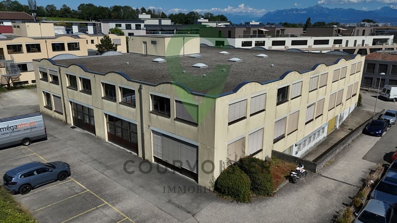 Espace lumineux, modulable et parfait pour un espace de co-working (12)