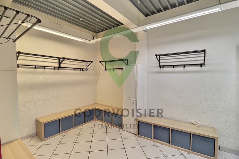 Espace lumineux, modulable et parfait pour un espace de co-working (10)