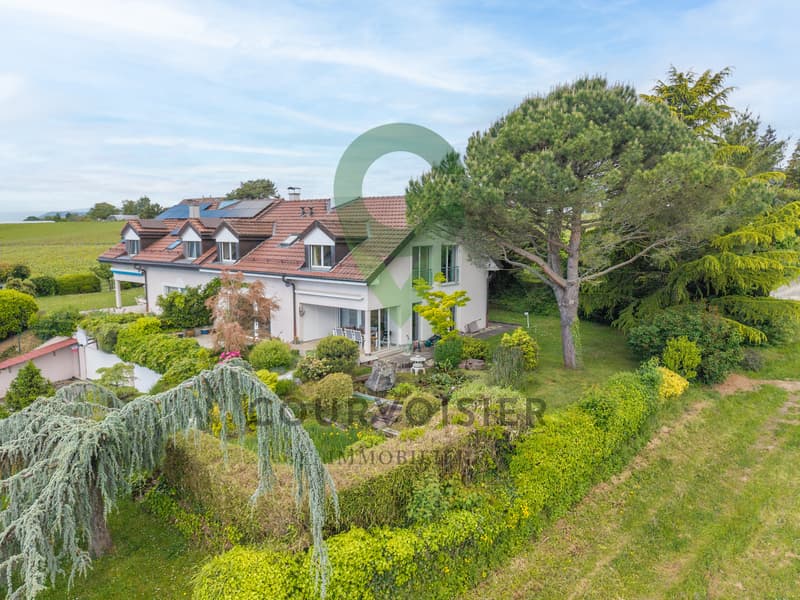 Maison jumelle de 7.5 pièces avec belle vue sur le lac (1)
