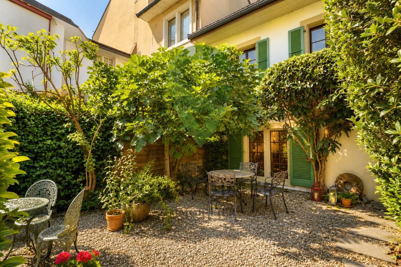 Maison de caractère avec jardin et local indépendant au coeur de Nyon (13)