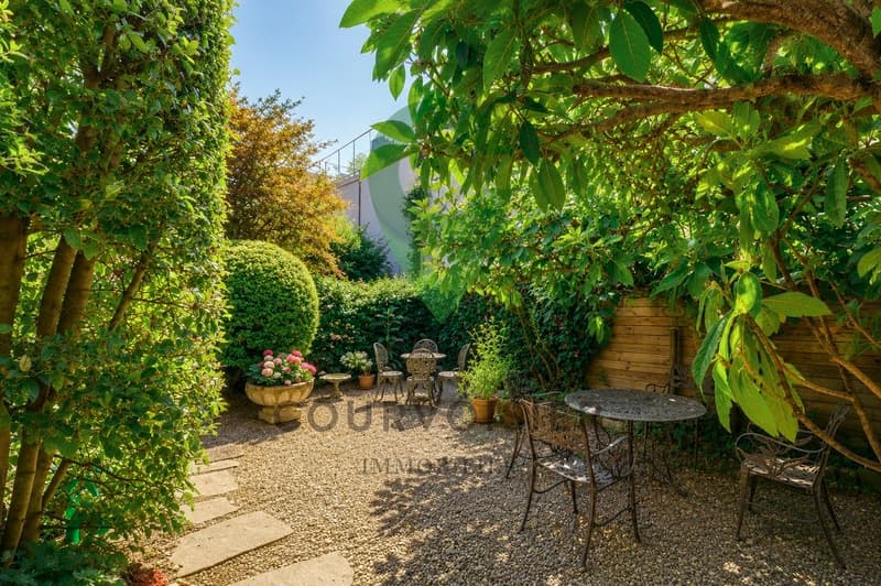 Maison de caractère avec jardin et local indépendant au coeur de Nyon (12)