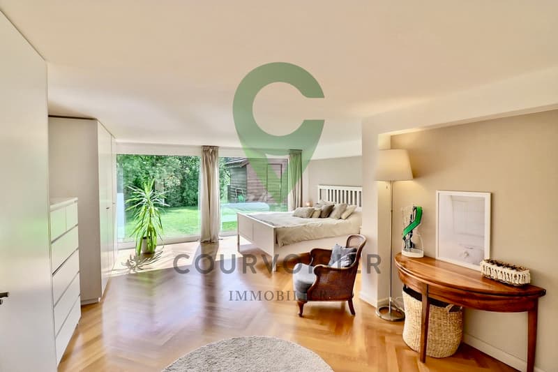 Appartement d'exception de 6,5 pièces avec piscine et jardin privés (5)