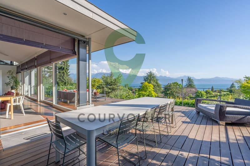 Magnifique villa contemporaine avec vue panoramique et piscine miroir (11)