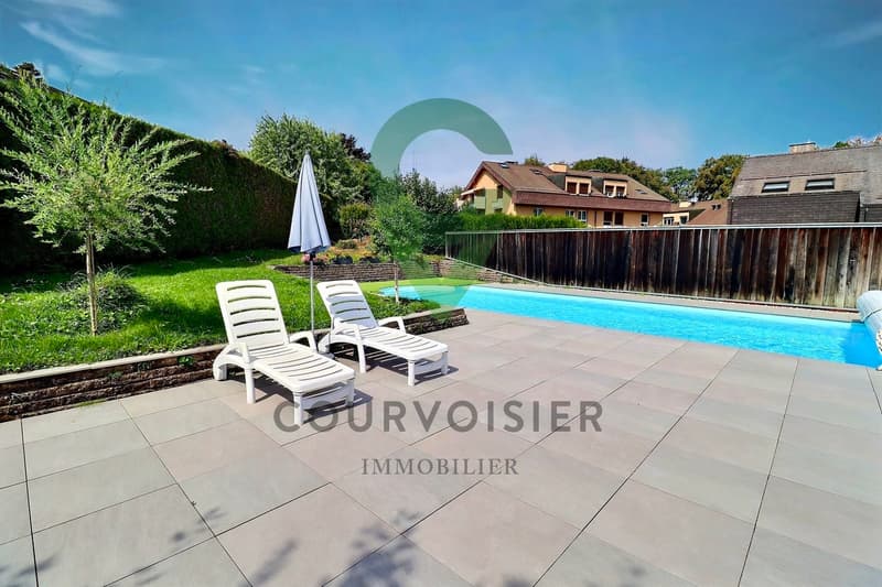 Charmante maison en pignon rénovée avec jardin et piscine (2)