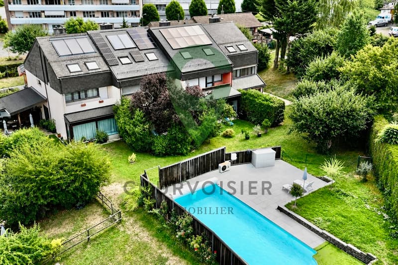 Charmante maison en pignon rénovée avec jardin et piscine (1)