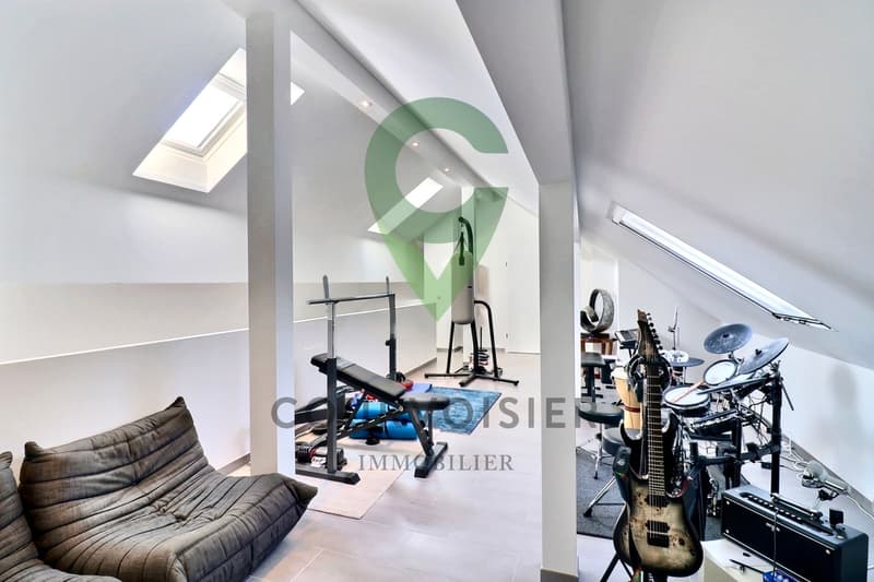 Prestigieux 4,5 pièces avec panorama exclusif sur le lac et les montagnes (11)
