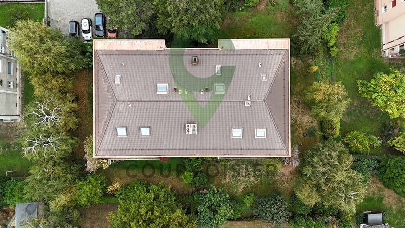 Sublime appartement de maître avec jardin au coeur de Pully (13)