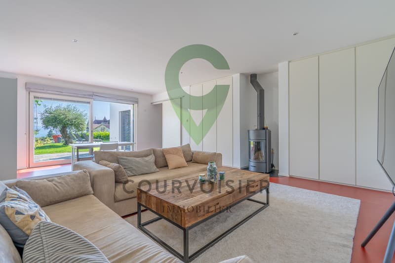 Sublime villa contemporaine avec vue panoramique et piscine miroir (7)