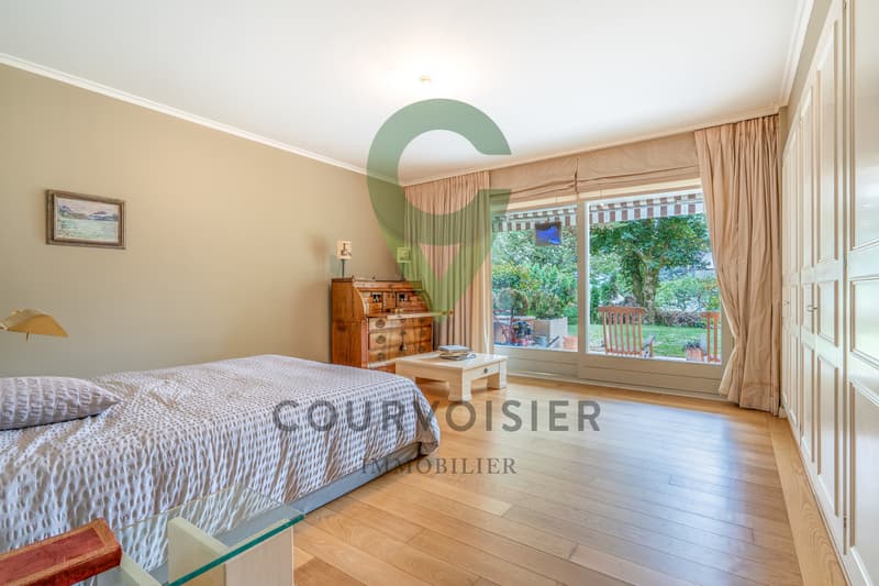 Magnifique appartement de maître avec jardin au coeur de Pully (10)