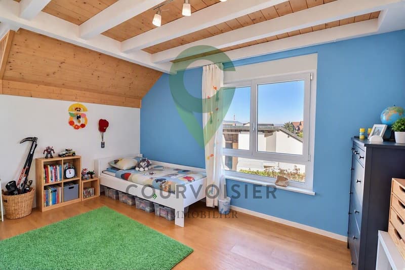 Spacieux duplex en attique avec cachet (8)