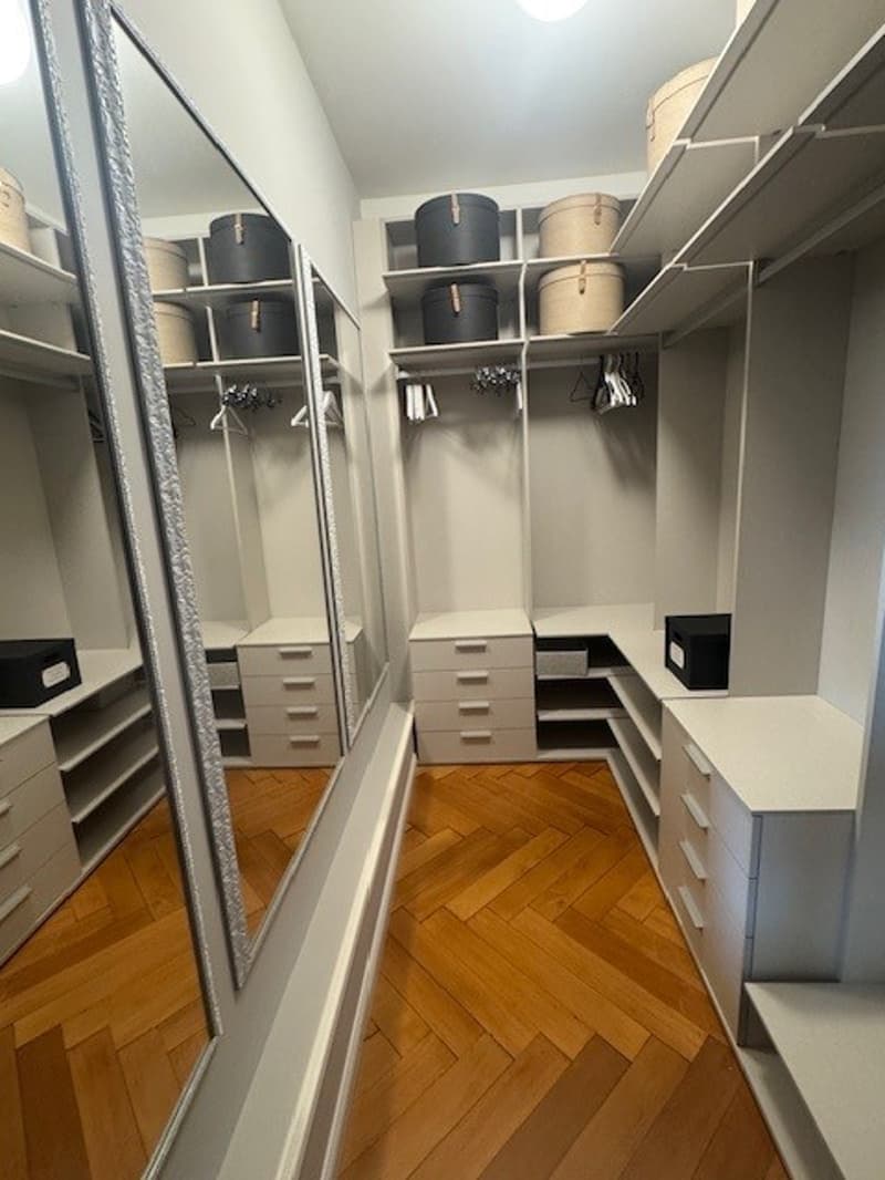 Lausanne sous-gare - Rare object - magnificent renovated apartment in a 1900 building (6)