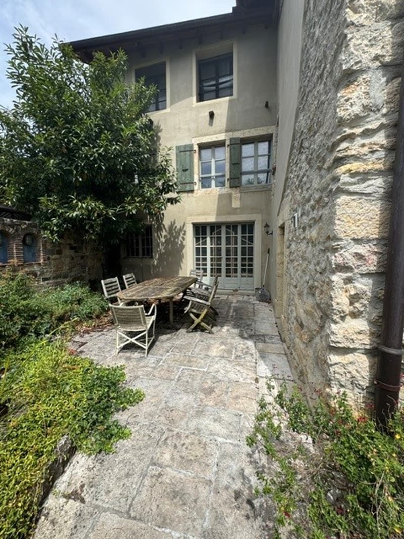 Charaktervolles renoviertes 7-Zimmer-Haus in Eclepens – Eine außergewöhnliche Erbschaft (3)