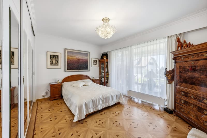 Geräumige 7-Zimmer-Wohnung mit Balkon und Aussicht in Lausanne (12)