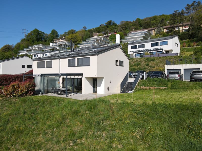 Magnifique maison jumelle moderne à Jongny avec vue panoramique (1)