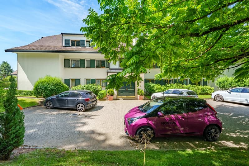 Spacious 7-room apartment with balcony and view in Lausanne (4)