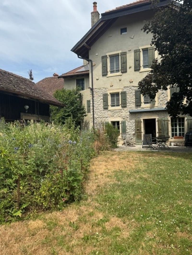 Maison de caractère rénovée de 7 pièces à Eclepens – Un patrimoine exceptionnel (1)