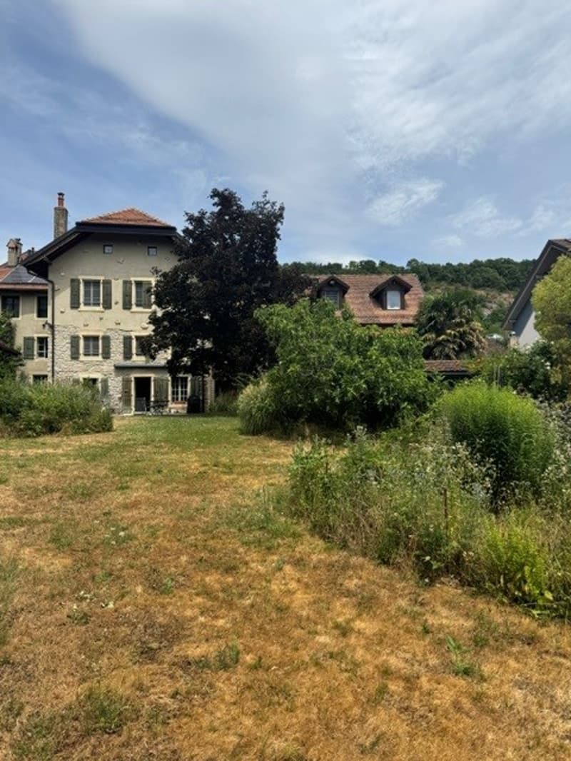 Maison de caractère rénovée de 7 pièces à Eclepens – Un patrimoine exceptionnel (2)