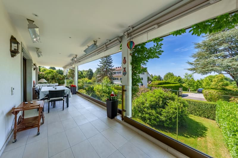 LAUSANNE Spacieux appartement rénové de 6.5 pièces avec vue et balcon (2)
