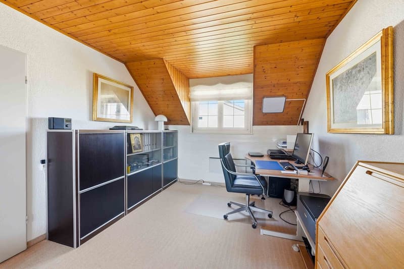 Duplex lumineux de 4.5 pièces à Saint-Sulpice (9)