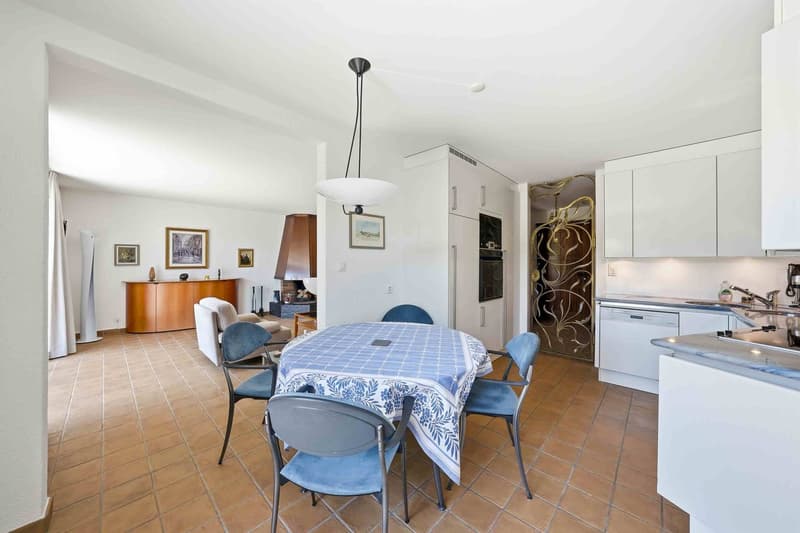 Duplex lumineux de 4.5 pièces à Saint-Sulpice (4)