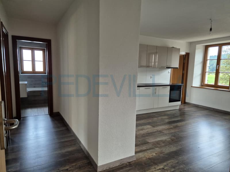 For rent - Beautiful 4.5-room apartment in Tramelan (2)