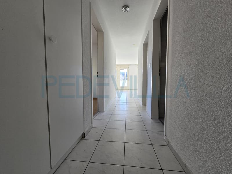 Zu vermieten - Schöne 4-Zimmer-Wohnung im 2. Stock (4)