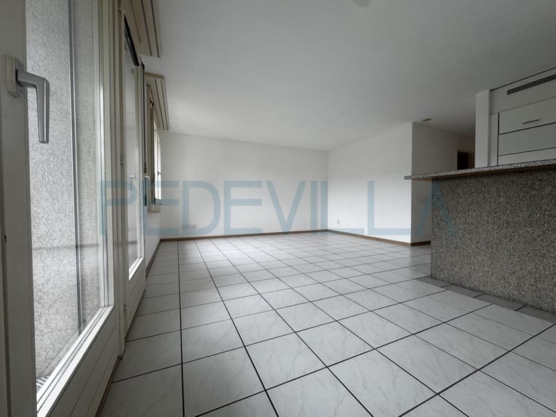 Zu vermieten - Schöne 4-Zimmer-Wohnung im 1. Stock (2)