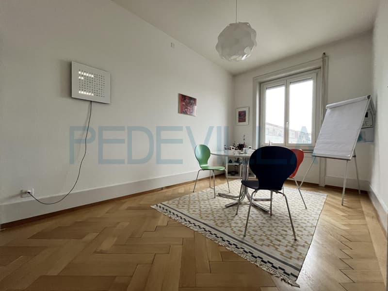 Bureau de 2 pièces à louer - Place de la Gare 8, Bienne (2)