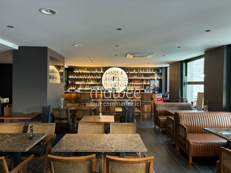 Elegant and prestigious bar-restaurant in the heart of Fully! (2)
