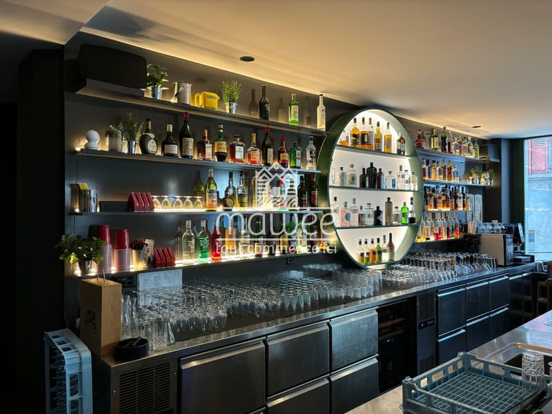 Elegant and prestigious bar-restaurant in the heart of Fully! (1)