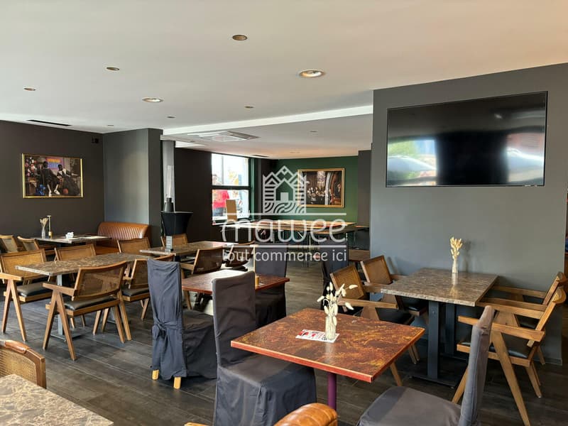 Elegant and prestigious bar-restaurant in the heart of Fully! (4)