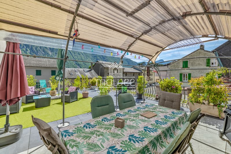 Two-and-a-half-room apartment with an exceptional panoramic terrace! (3)