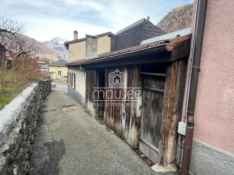 Historic barn to transform - center of Brocard (Martigny-Croix) (4)