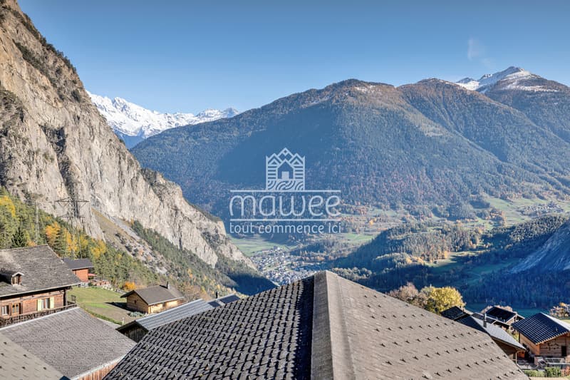 Rare Opportunity - Chalet with Studio in Second Home! (13)