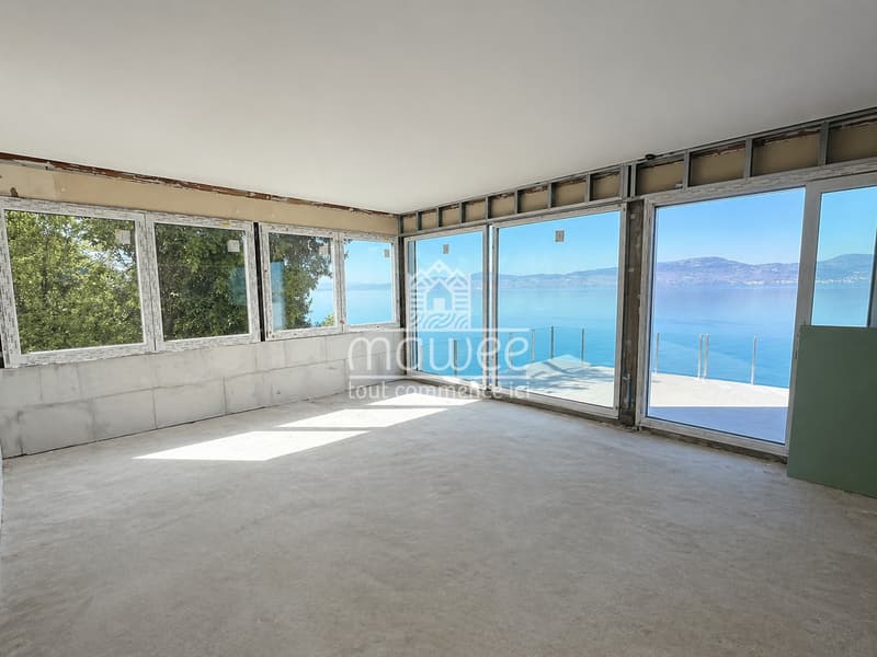 New apartment with private access to the lake and 90 m² terrace (2)