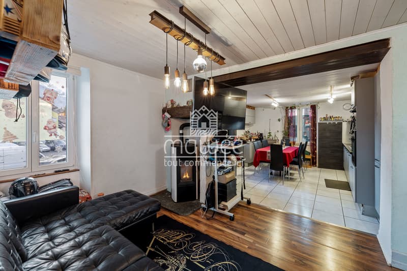 Apartment with 4.5 rooms in ideal location (3)