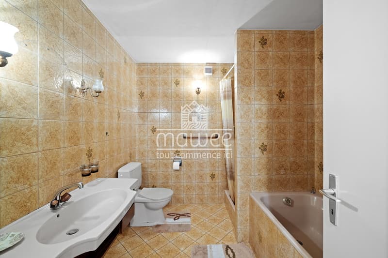 Building with great potential in the center of Chamoson (8)