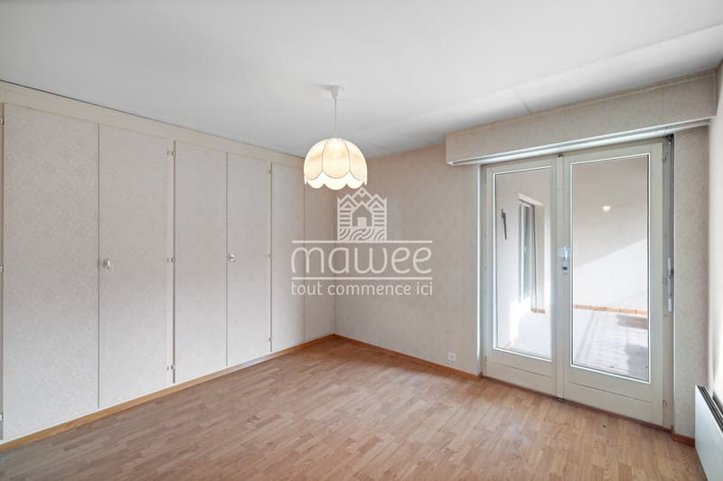 Building with great potential in the center of Chamoson (10)