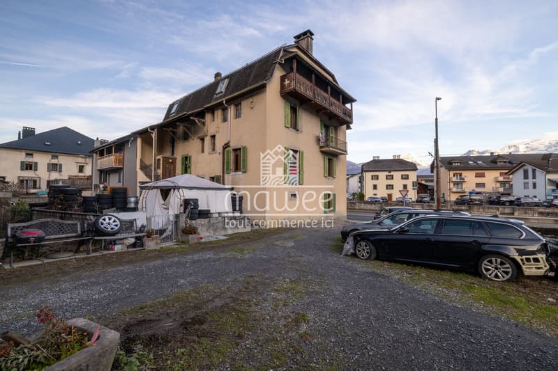 Apartment 4.5 rooms ideally located (8)