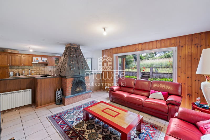 Calme, fonctionnelle et sans vis-à-vis : superbe villa à découvrir ! (5)