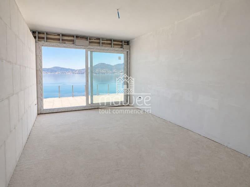 Appartamento nuovo con accesso privato al lago e terrazza di 90 m² (5)