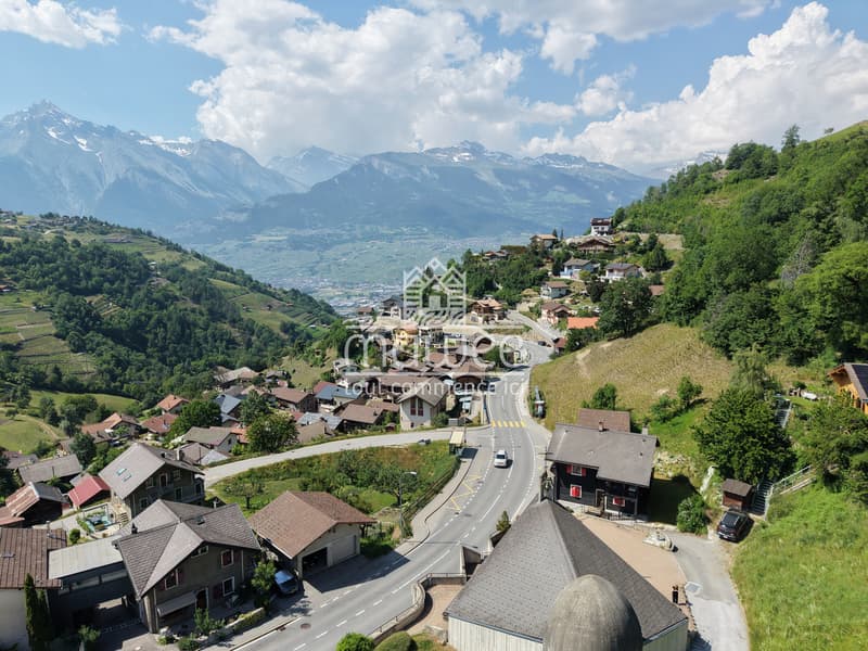 Bauplatz von 1682 m2 mit gültiger Baugenehmigung für 3 Chalets (6)