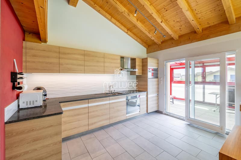 Superbe 4.5 pièces avec mezzanine - Confort, volumes et tranquillité (4)