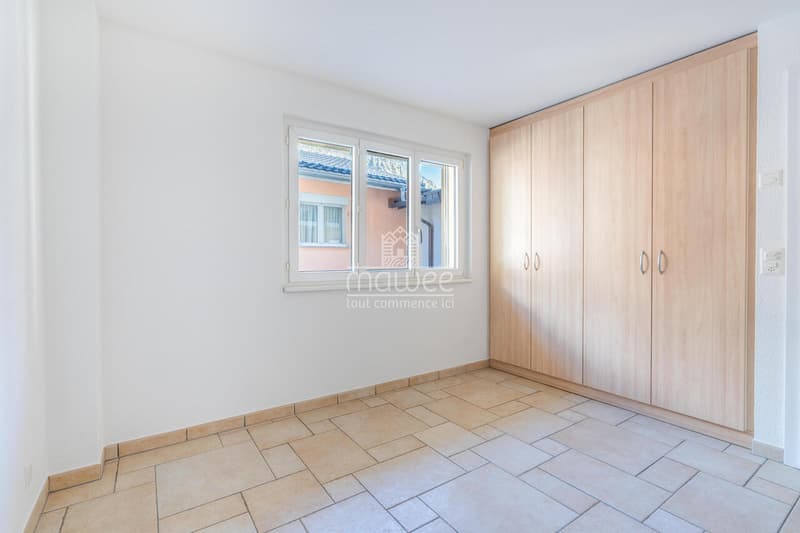 Appartement rénové en 2026 avec grande terrasse dans un petit immeuble (12)