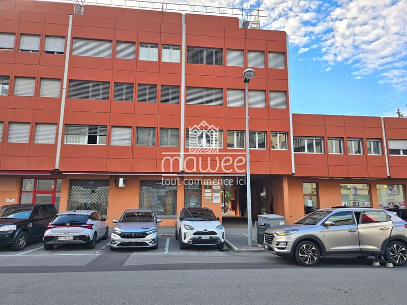 Bureau / surface commerciale de 75 m² au centre de Martigny (12)