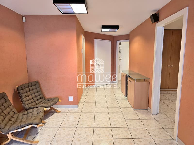 Bureau / surface commerciale de 75 m² au centre de Martigny (4)