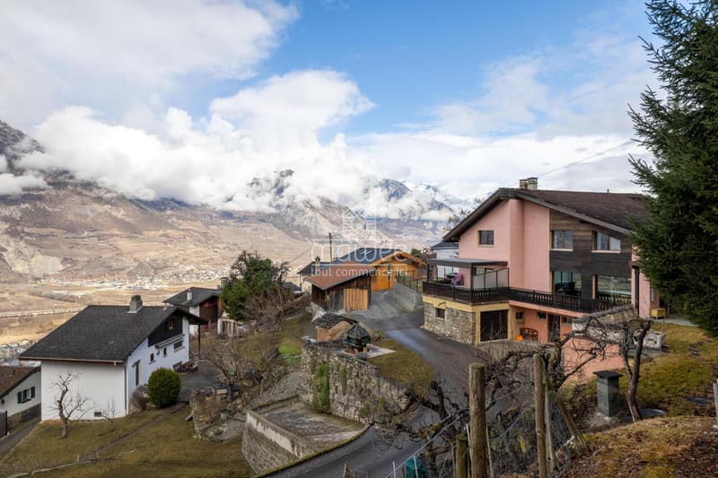 Calme absolu et vue imprenable sur la plaine (1)