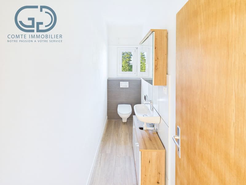 Individual villa on a large plot close to nature (13)